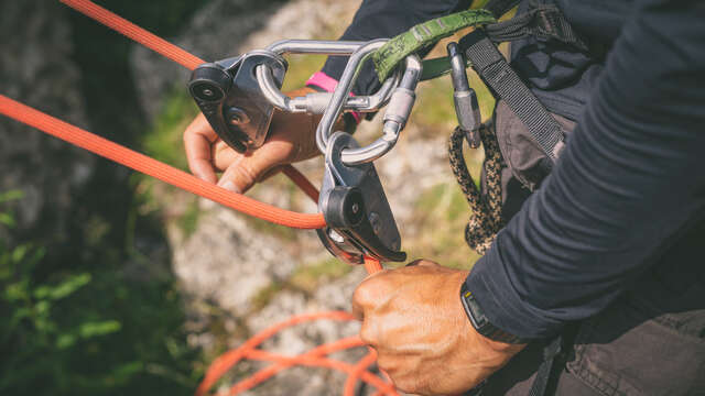 Outdoor climbing lessons